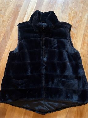 dylan Reversable Black Faux Fur Vest - Sleeveless Zip Front